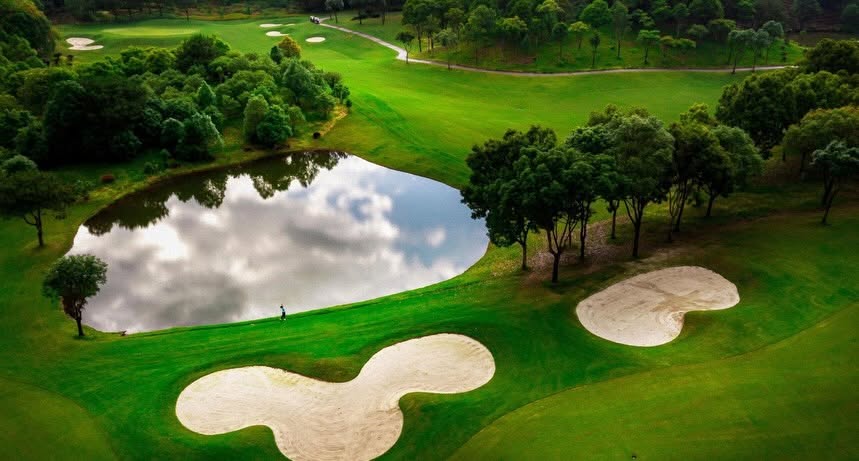 Wuyishan Taiwei Golf Club