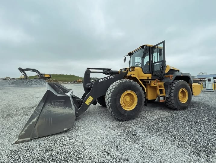 heavy equipment manuals pdf