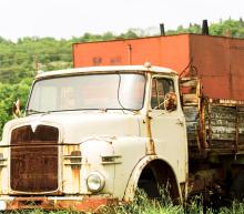 Got an old car taking up space in your driveway? Maybe your vehicle won’t start anymore, has transmission trouble, or simply isn’t worth the cost of repairs.