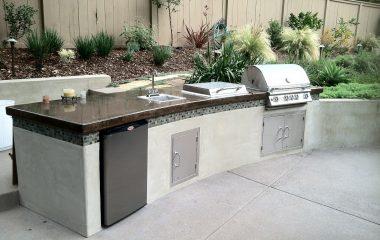 high-quality laundry cabinets