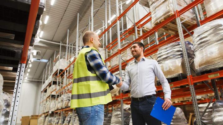 How Wholesale Cash and Carry Outlets Support Efficient Inventory Management