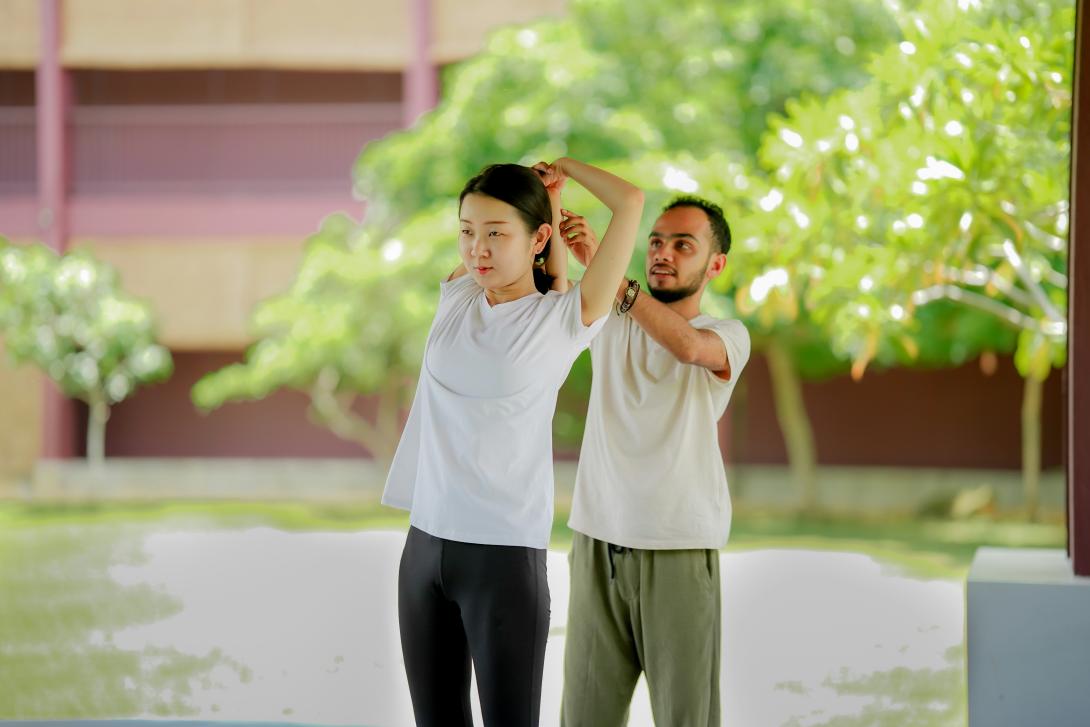 Exercise Matters in Australia offers evidence-based programs designed to restore strength, mobility, and confidence in movement. Their comprehensive approach includes shoulder bursitis treatment, focusing on reducing pain, improving flexibility, and rebuilding shoulder strength through customized exercises. Additionally, their neurological rehab services support individuals recovering from conditions like stroke, Parkinson’s, or multiple sclerosis, using tailored programs that enhance balance, coordination,
