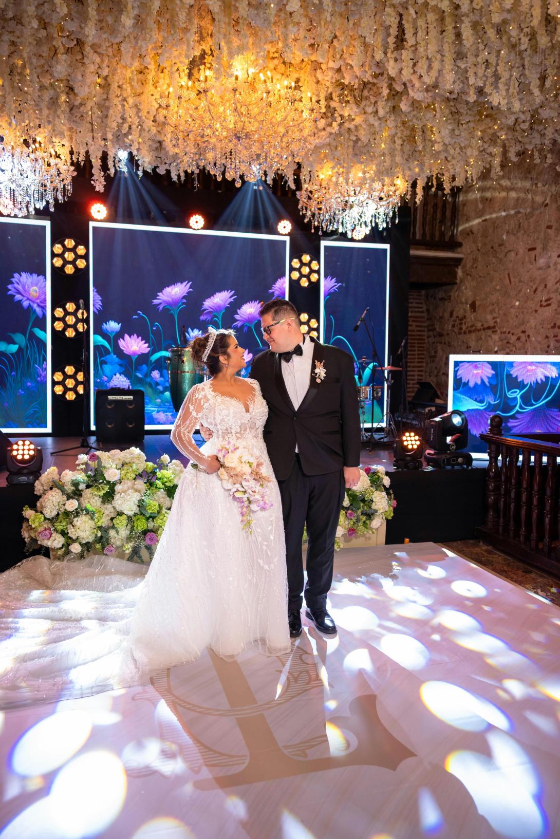 led wall for wedding