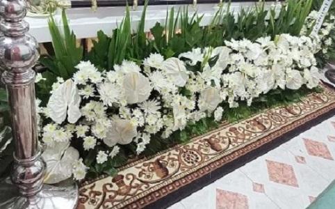 Flower shop near funeraria paz araneta